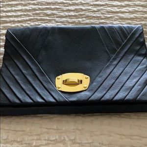 Urban expressions large clutch